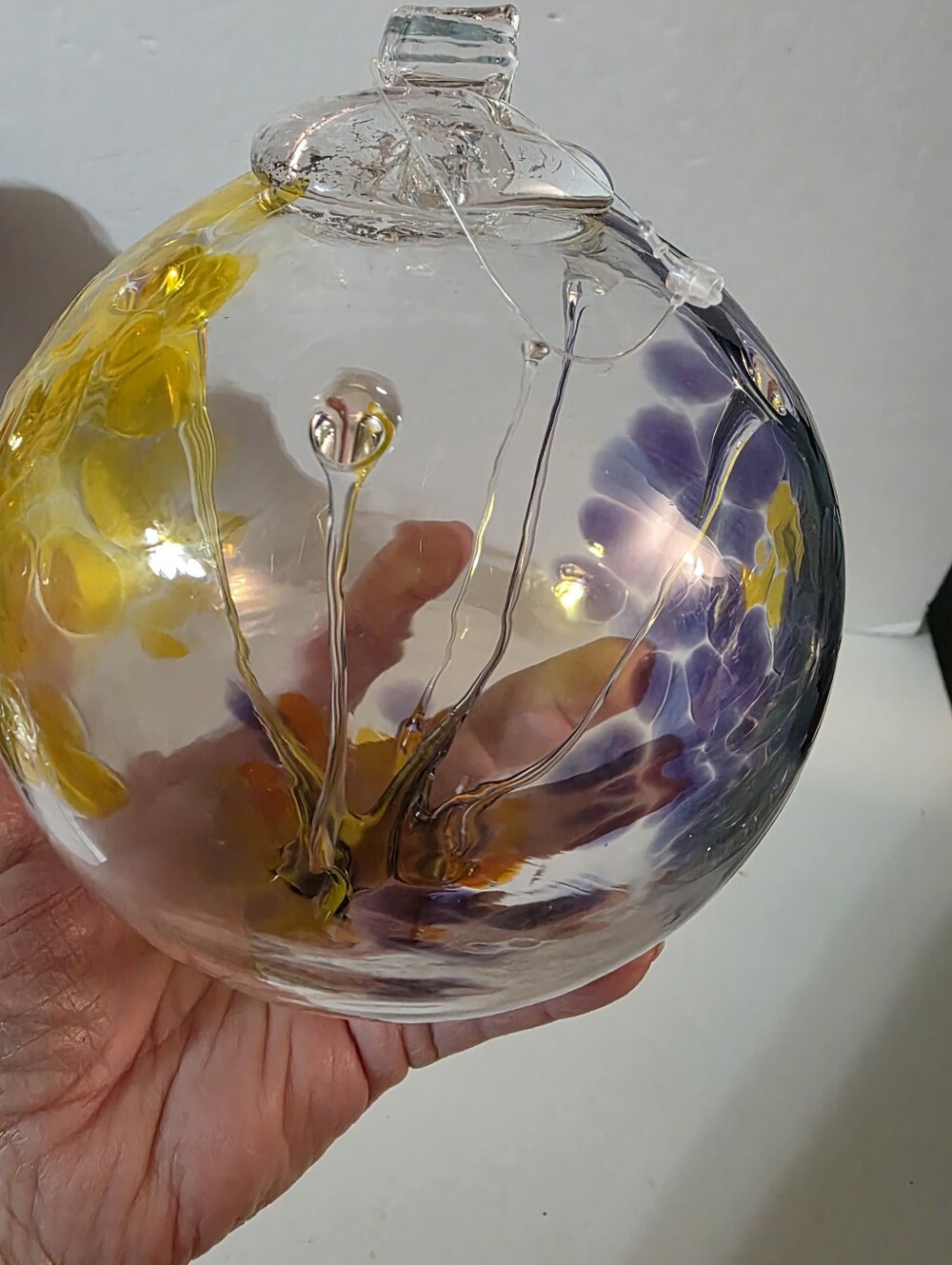 Kitras Art Glass Witches Ball Ornament W Stand